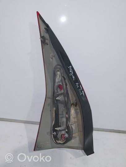 Renault Megane II Lampa tylna 186511968R