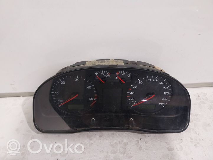 Volkswagen PASSAT B5 Compteur de vitesse tableau de bord 3B1919880C