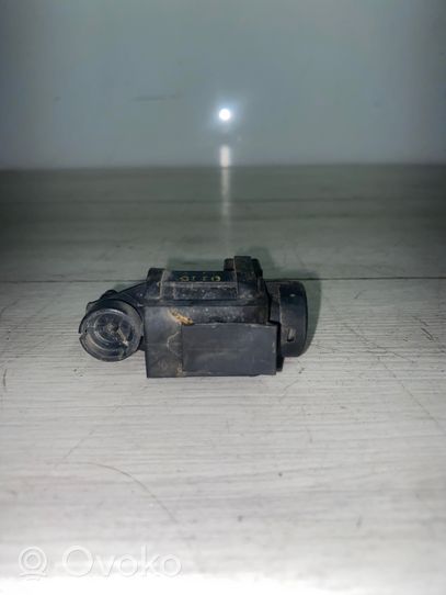 Volkswagen Polo Turboahtimen magneettiventtiili 191906283A