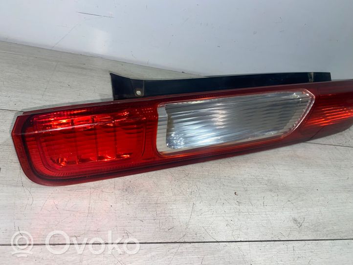 Ford Focus Lampa tylna 4M5113405A