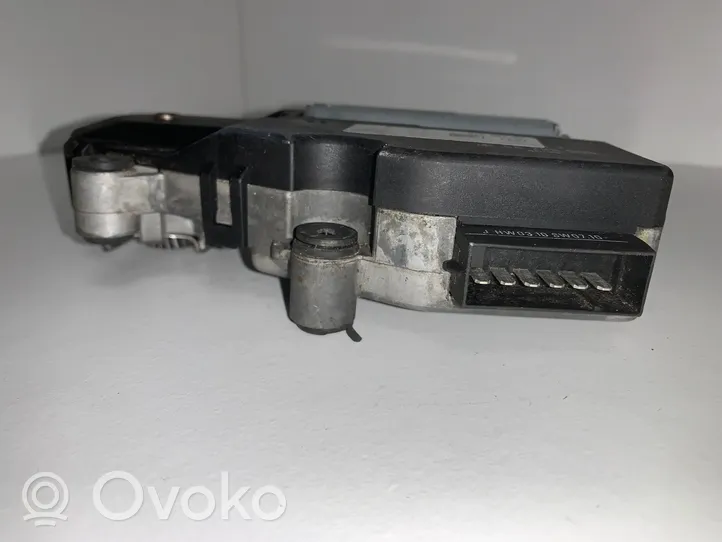 Opel Astra G Motore/attuatore 90589215