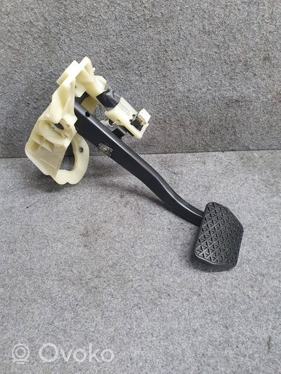 BMW 4 F36 Gran coupe Pedal de freno 6860648