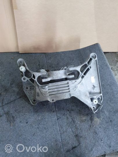 BMW 3 G20 G21 Supporto di montaggio scatola del cambio 9485330