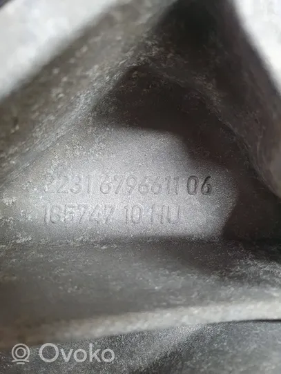 BMW 3 F30 F35 F31 Pārnesumkārbas stiprinājuma kronšteins 6796611