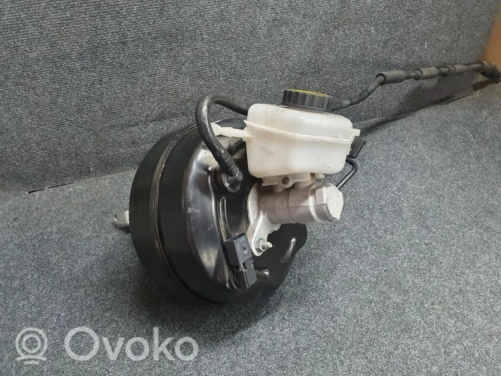 BMW 3 F30 F35 F31 Brake booster 6879650