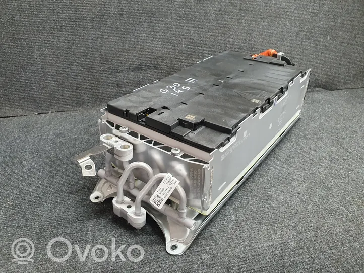 BMW 5 G30 G31 Batterie véhicule hybride / électrique 8686085