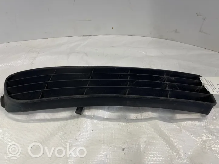 Audi A6 S6 C4 4A Front fog light trim/grill 4A0807346A