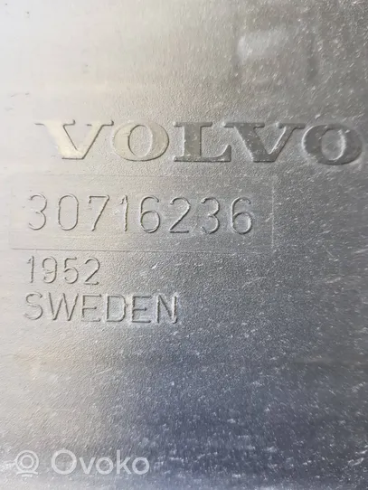 Volvo XC90 Vidurinė dugno apsauga 30716236