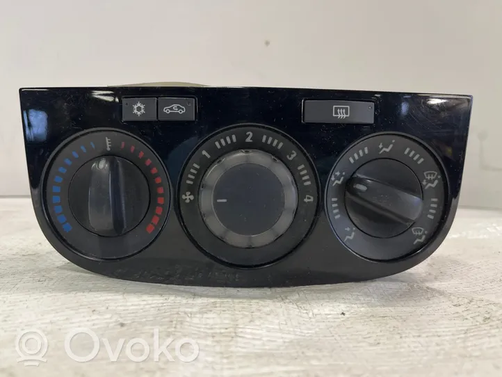 Opel Corsa D Panel klimatyzacji 466119570