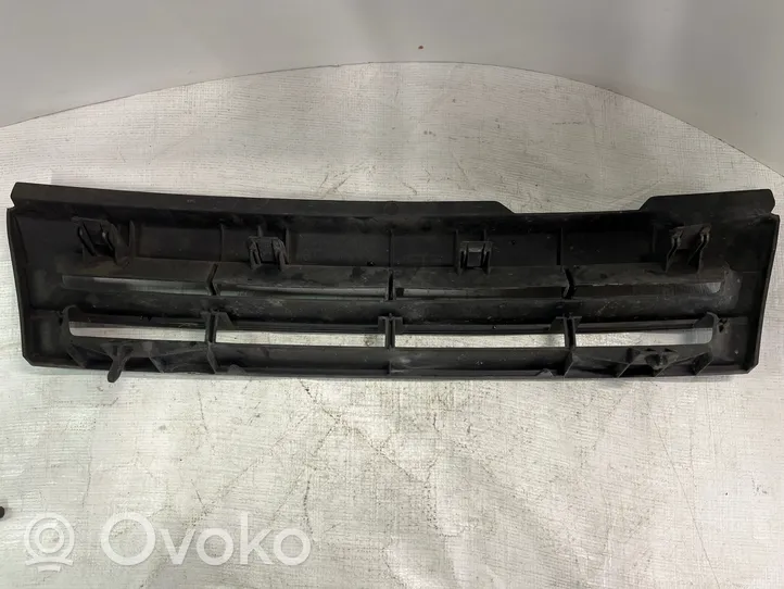 Opel Vectra A Front grill 90306686