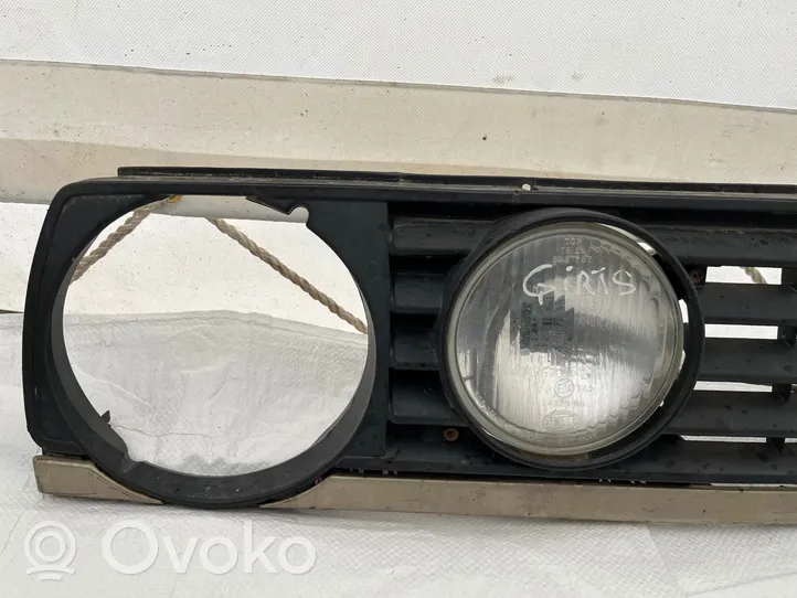 Volkswagen Golf II Atrapa chłodnicy / Grill Z03792