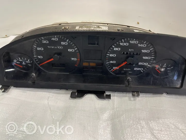 Audi 100 200 5000 C3 Compteur de vitesse tableau de bord 88311141