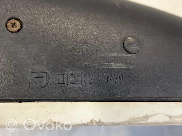 Volkswagen PASSAT B5.5 Front door electric wing mirror E1020479