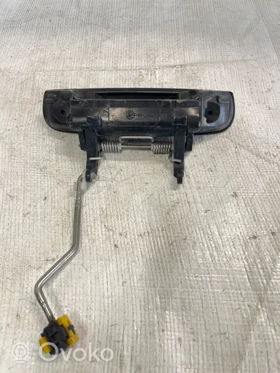 Audi A3 S3 8L Front door exterior handle 8E0839207