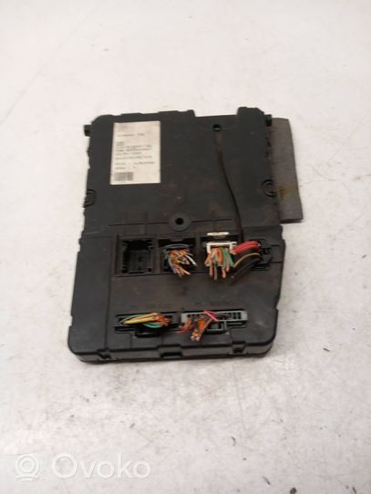 Renault Megane I Module confort 8200440661