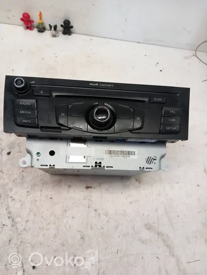 Audi A4 S4 B8 8K Radio / CD/DVD atskaņotājs / navigācija 8T2035186P