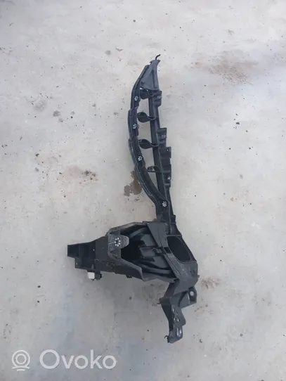 BMW X5 E70 Supporto di montaggio del parafango 51127157989