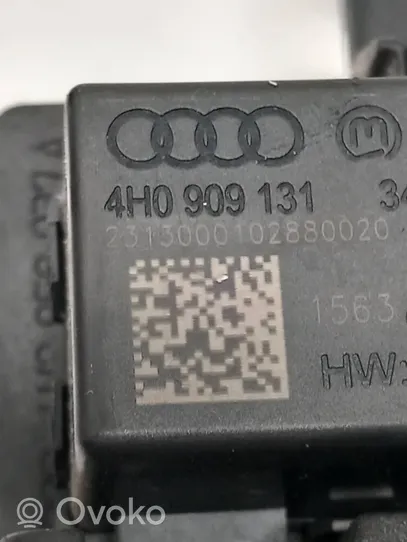 Audi A8 S8 D4 4H Avaimettoman käytön ohjainlaite/moduuli 4H0909131