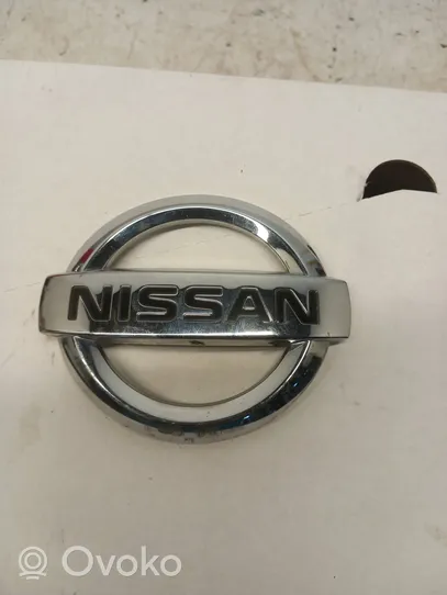 Nissan Qashqai Modelio raidės 90890