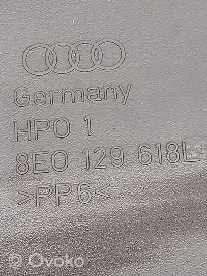 Audi A4 S4 B7 8E 8H Parte del condotto di aspirazione dell'aria 8E0129618L