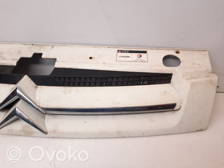 Citroen Berlingo Maskownica / Grill / Atrapa górna chłodnicy 9644758177