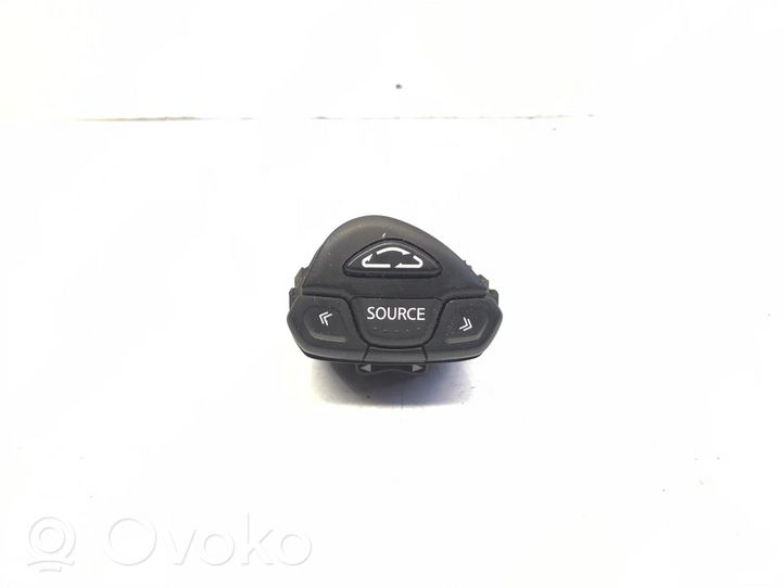 Nissan X-Trail T30 Controllo multimediale autoradio 25552EQ300