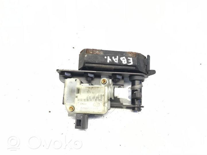 Land Rover Range Rover L322 Lastausoven lukko 51247016049