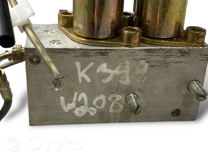 Mercedes-Benz CLK A208 C208 Vérin hydraulique de toit pliant A2088000272