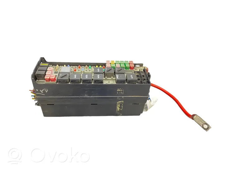 Land Rover Range Rover Sport L320 Module de fusibles 301047500