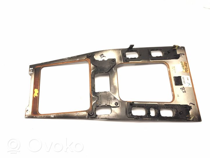 Mercedes-Benz ML W163 Rivestimento in plastica cornice della leva del cambio 