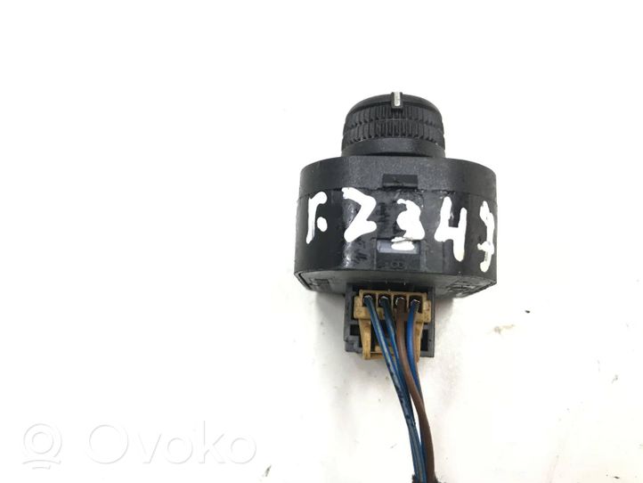 Audi A4 S4 B8 8K Przycisk regulacji lusterek bocznych 8K0959565B