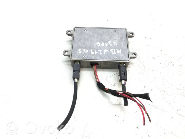 Mercedes-Benz CLS C219 Antena Bluetooth 2118200885