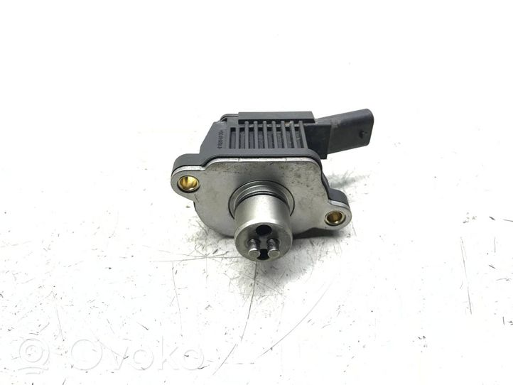 Volkswagen Golf VII Electromagnetic valve 04e906048a