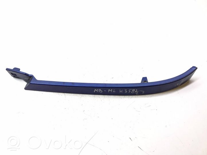 Mercedes-Benz ML W163 Rivestimento sotto il faro/fanale 1638260177