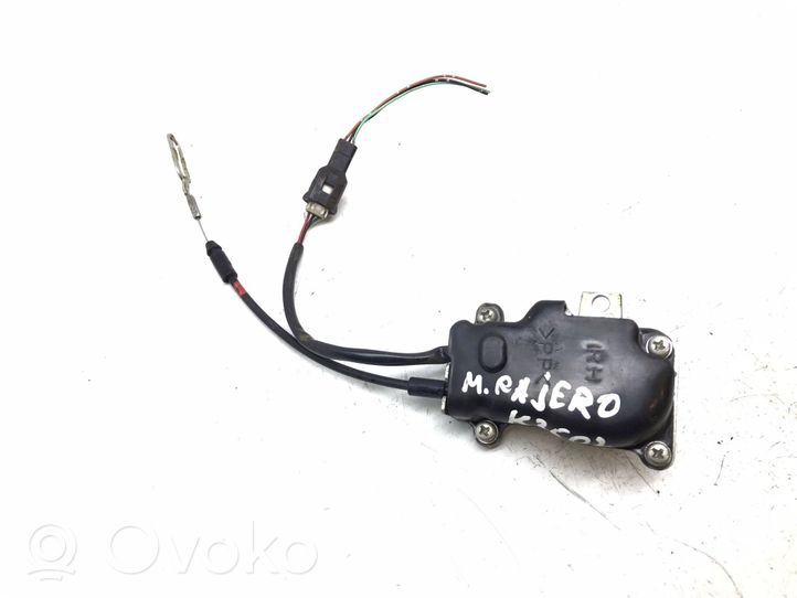 Mitsubishi Pajero Kit centralina motore ECU e serratura 2758004687