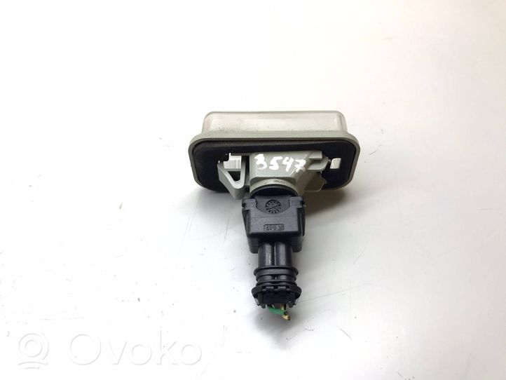 Toyota Avensis T250 Lampa oświetlenia tylnej tablicy rejestracyjnej 001479