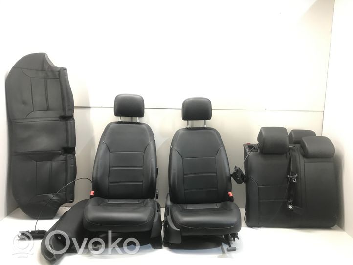 Volkswagen PASSAT B7 Interior set K2989