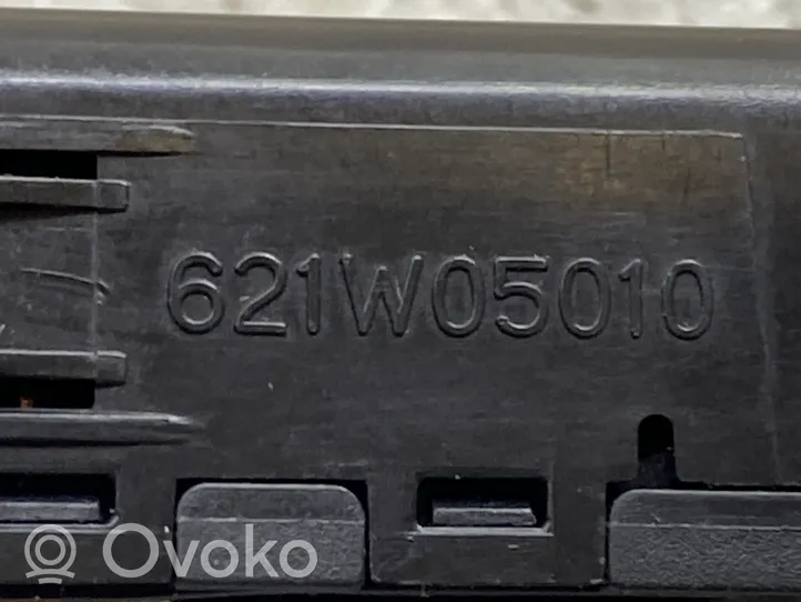 KIA Sorento Przycisk / Przełącznik ogrzewania szyby przedniej / czołowej 621W05010