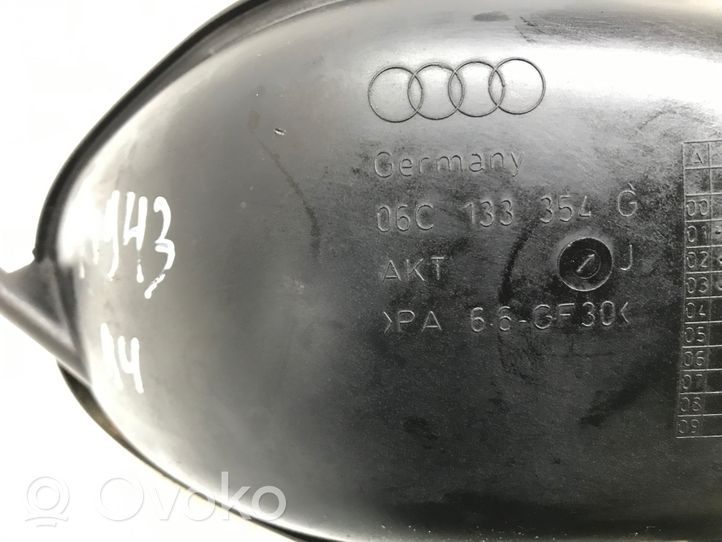 Audi A4 S4 B6 8E 8H Oro paėmimo kanalo detalė (-ės) 06C133354G