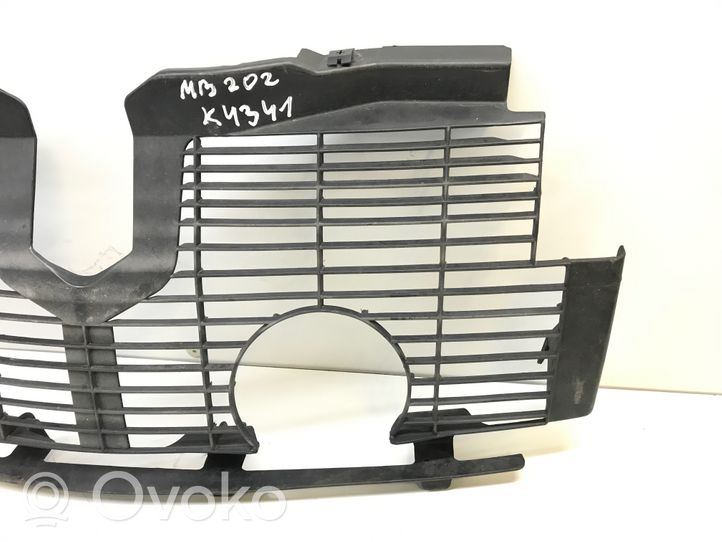 Mercedes-Benz C W202 Garniture de radiateur A2025000618