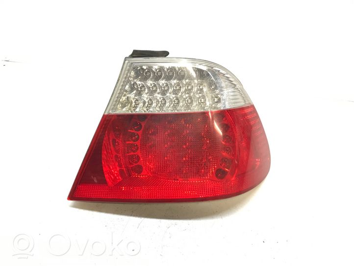 BMW 3 E46 Lampa tylna 406022R