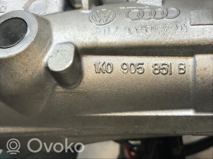 Volkswagen Touran I Komputer / Sterownik ECU i komplet kluczy 06A906033DR