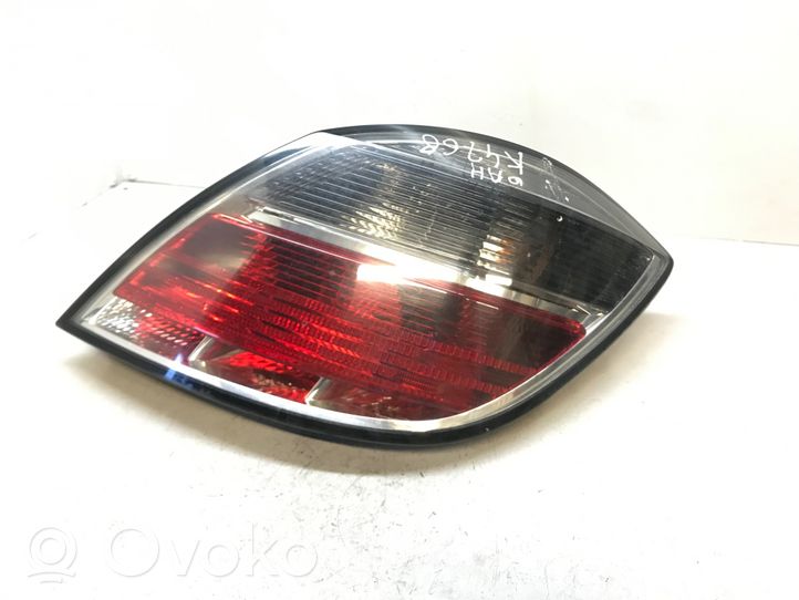 Opel Astra H Lampa tylna 495056087