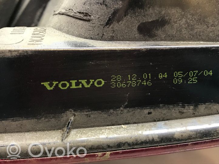 Volvo V50 Aizmugurējais lukturis virsbūvē 30678746