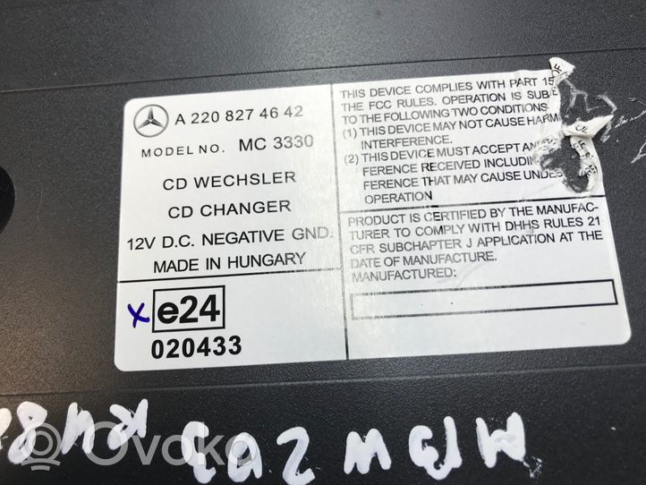 Mercedes-Benz C W203 CD/DVD-vaihdin A2208274642