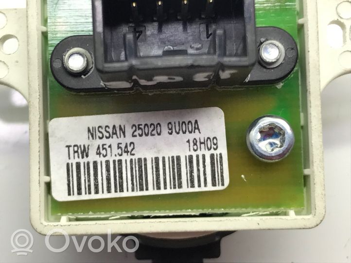 Nissan Note (E11) Témoin lumineux ceinture de sécurité 250209U00A