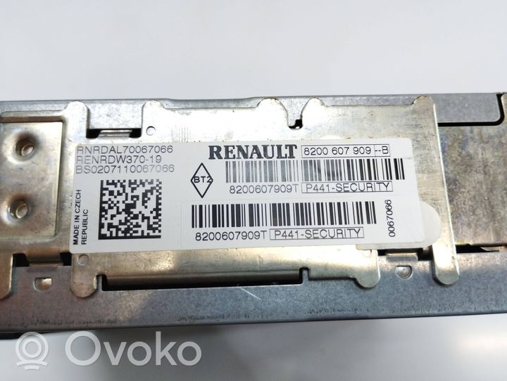 Renault Laguna II Panel / Radioodtwarzacz CD/DVD/GPS 8200607909T