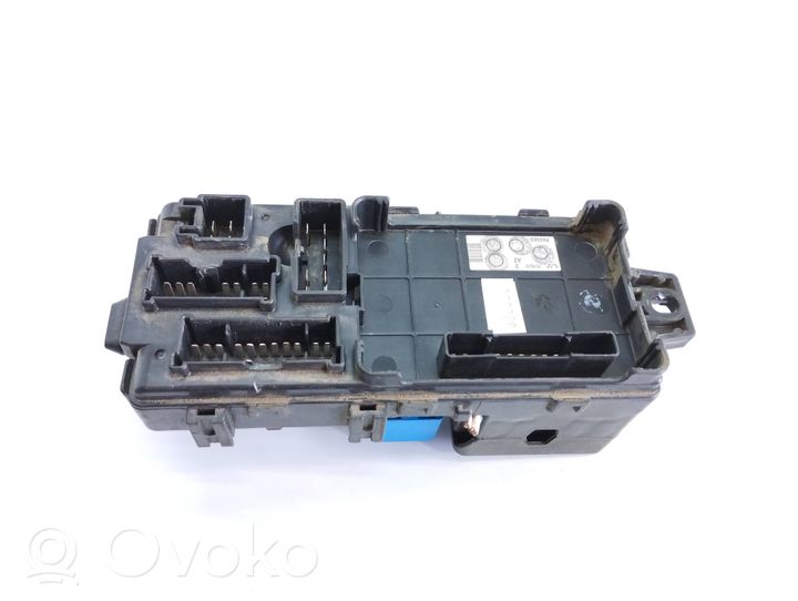 Mitsubishi L200 Module de fusibles PPTD20