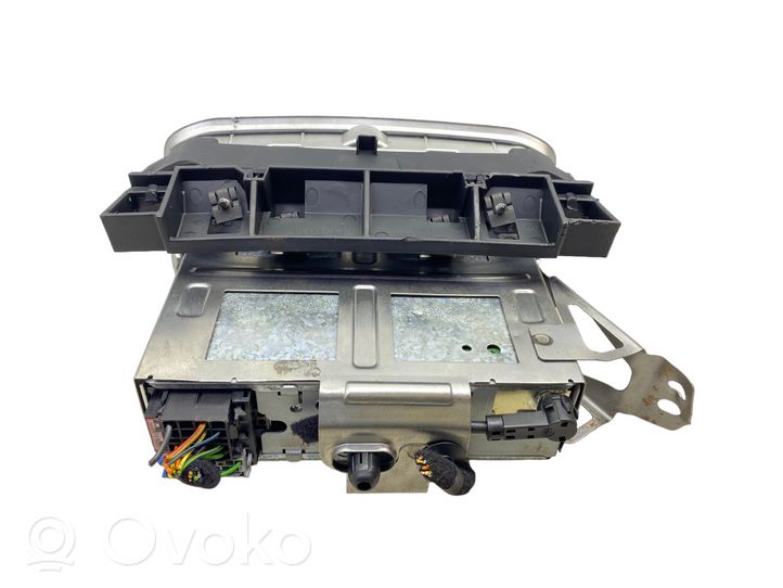 Fiat Punto (199) Panel / Radioodtwarzacz CD/DVD/GPS 7355122480