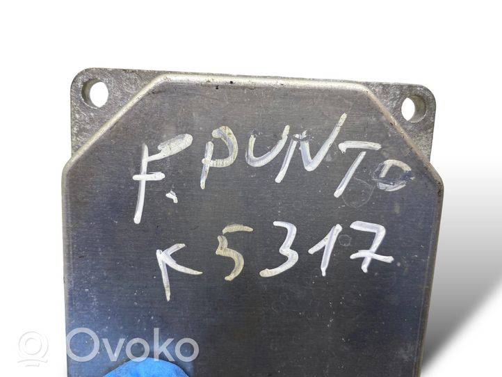 Fiat Punto (199) Moottorin ohjainlaite/moduuli K5317